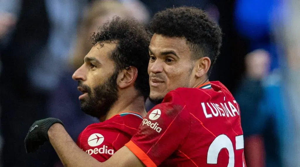 Salah y Diaz llevan jugando juntos dos temporadas y media. (Foto: Imago)