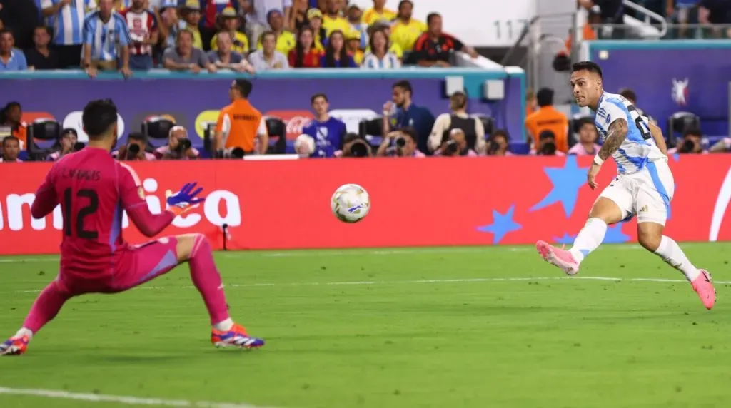 El gol de Martínez en la final de la Copa América. (Foto: Getty Images)