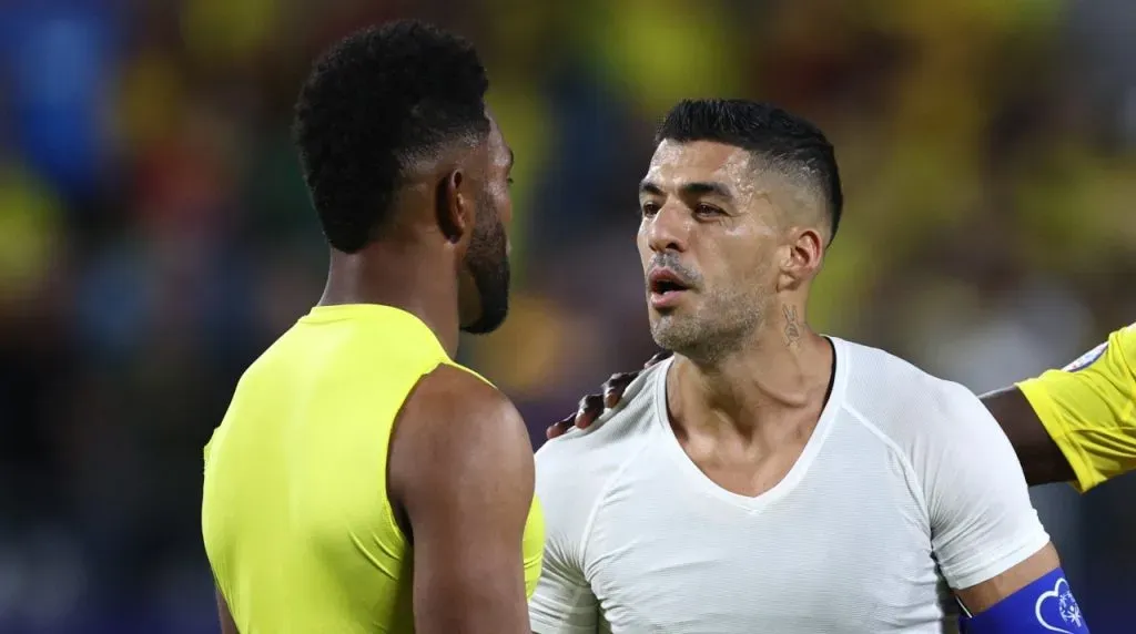El cara a cara de Borja y Suárez en la Copa América. (Foto: Getty Images)