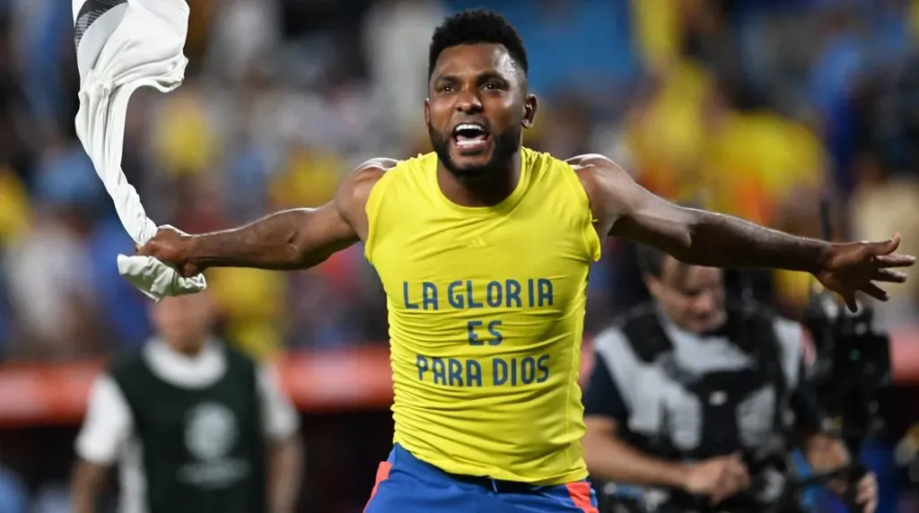 El festejo de Miguel Ángel Borja tras la victoria de Colombia ante Uruguay.