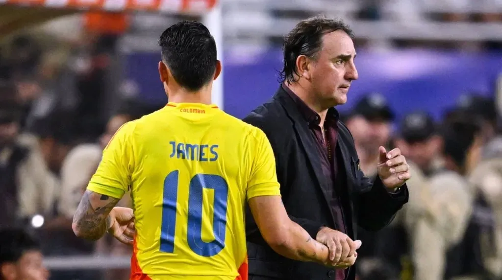 James Rodríguez y Néstor Lorenzo. (Foto: Imago)