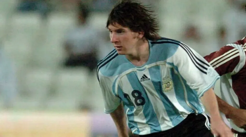 Messi debuts for Argentina (ESPN Uruguay)