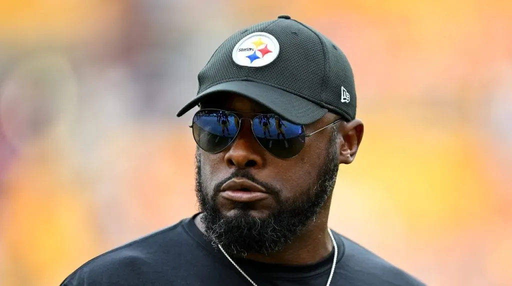 Mike Tomlin head coach of the Pittsburgh Steelers