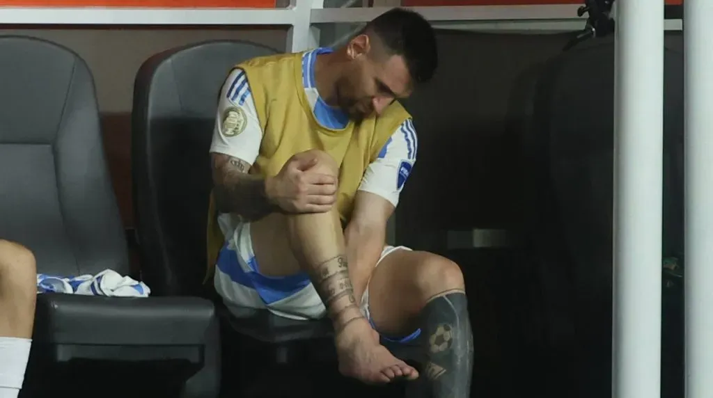 Así quedó el tobillo de Messi en la final de la Copa América 2024. (Foto: Imago)
