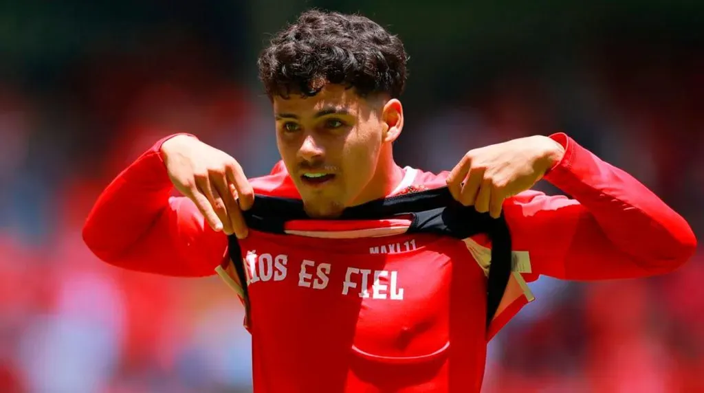Maximiliano Araujo y un futuro incierto en plena competencia [Foto: Getty]
