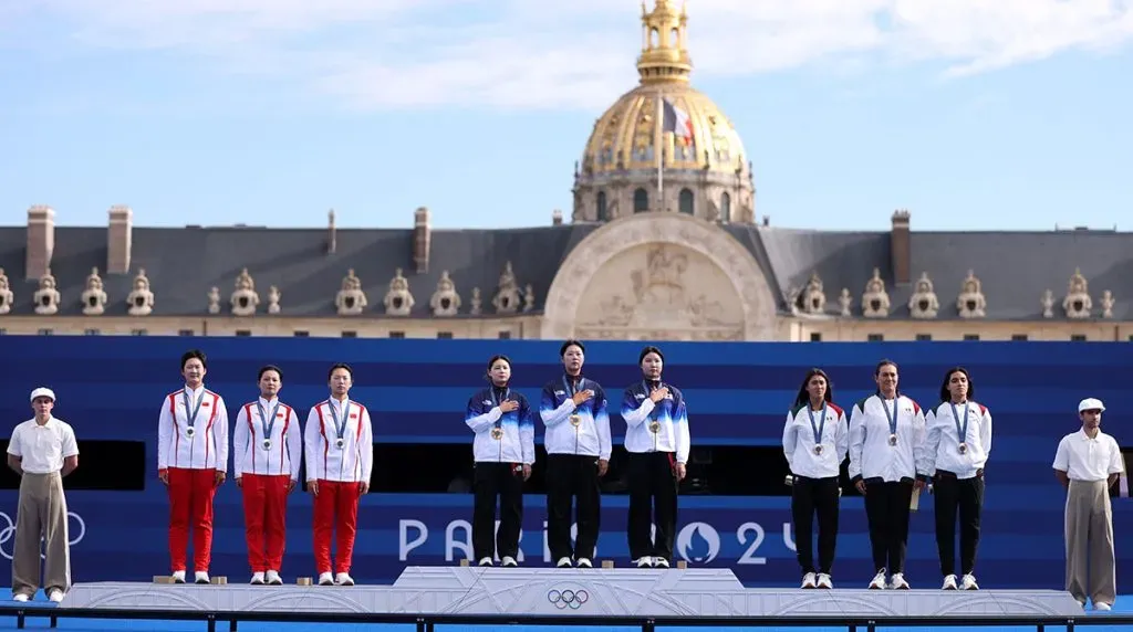 Valencia, Vázquez y Ruiz, en el podio junto a Corea del Sur y China [Foto: Getty]