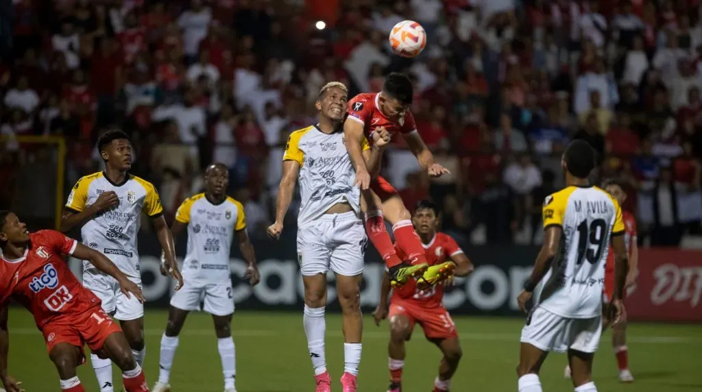 El resultado de ida fue 1-0 en favor de Real Estelí en su estadio