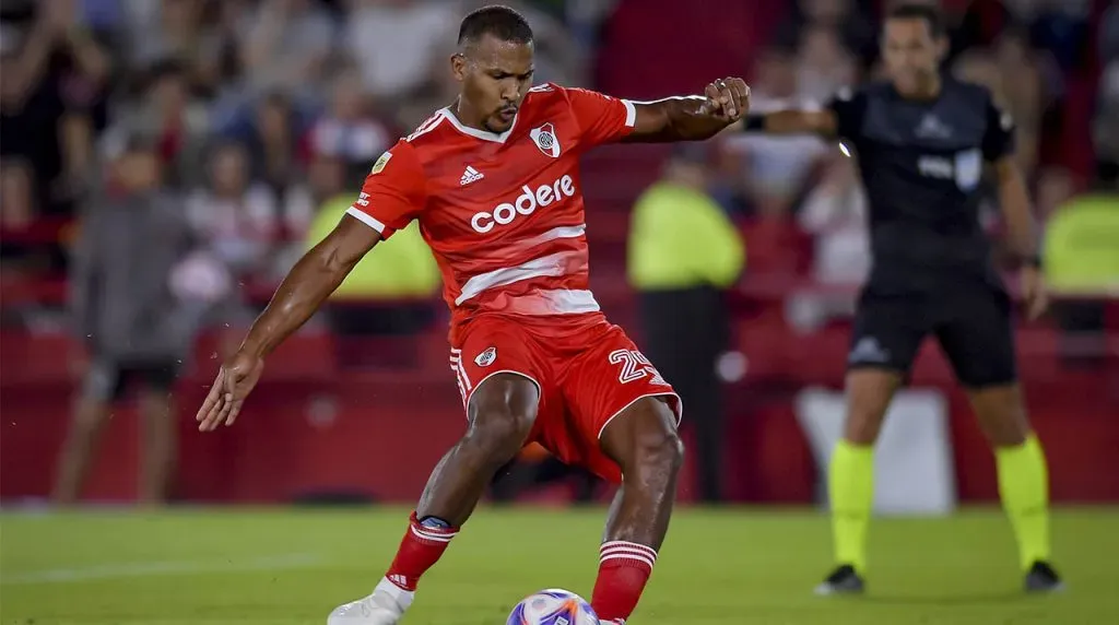 Salomón cortó una racha de más de un año sin marcar goles a nivel clubes.