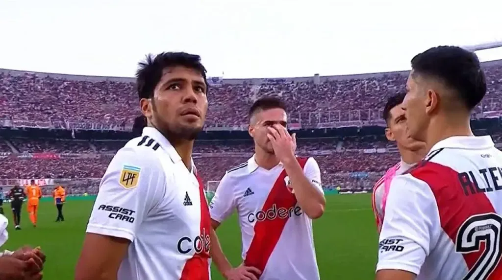 Los jugadores de River quedaron consternados.