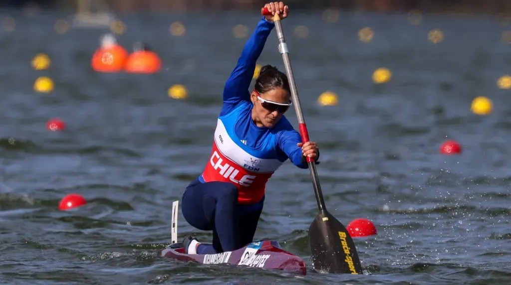 María José Maillard escribió su nombre en el medallero de Santiago 2023. | Foto: Photosport / Santiago 2023