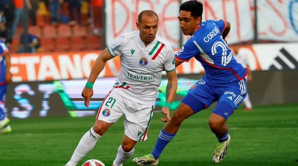 Marcelo Díaz vivió un partido especial ante Universidad de Chile.