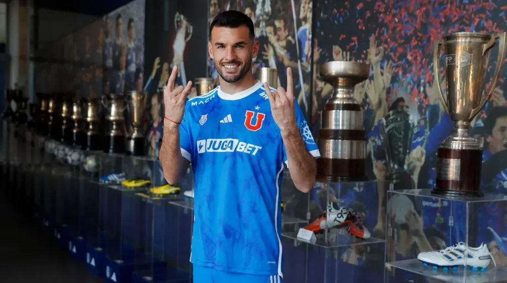 El uruguayo Fabricio Formiliano es el tercer refuerzo en U. de Chile.