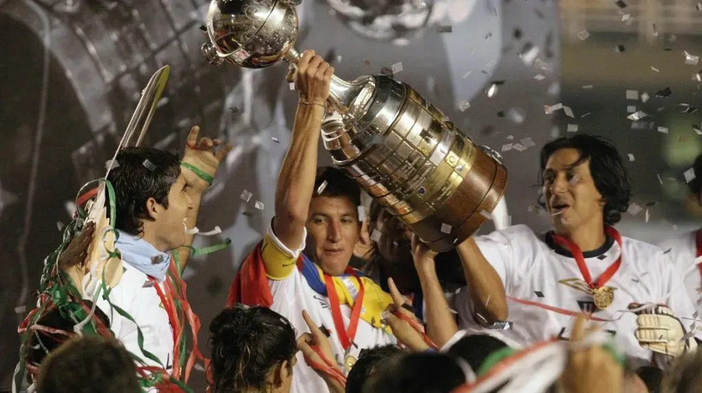 Patricio Urrutia fue el capitán de Liga de Quito cuando alzaron la Copa Libertadores 2008. Foto: Getty.