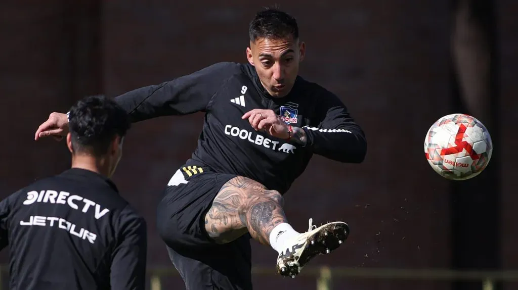 Javier Correa se prepara para su debut en Colo Colo, aunque puede ser después del Superclásico. Foto: Comunicaciones Colo Colo.