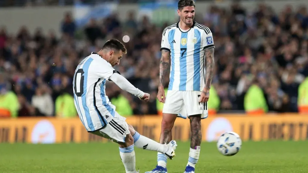 Messi estrelló un tiro en el palo ante Paraguay. // Getty
