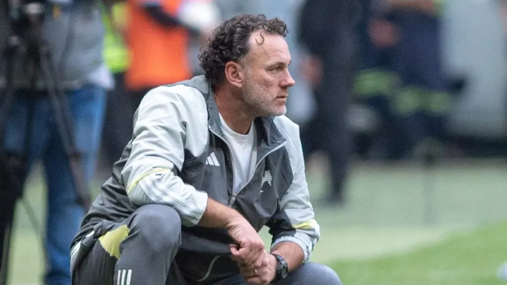 MG – BELO HORIZONTE – 17/08/2024 – BRASILEIRO A 2024, ATLETICO-MG X CUIABA – Gabriel Milito tecnico do Atletico-MG durante partida contra o Cuiaba no estadio Arena MRV pelo campeonato Brasileiro A 2024. Foto: Alessandra Torres/AGIF