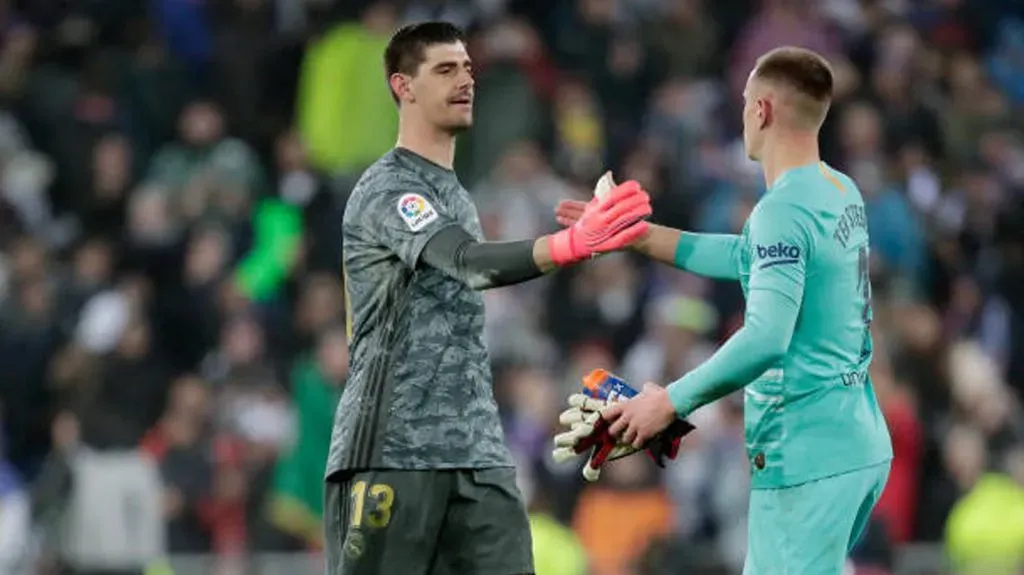 Courtois of Real Madrid, Marc Andre ter Stegen of FC Barcelona during the La Liga Santander match between Real Madrid v FC Barcelona at the Santiago Bernabeu on March 1, 2020 in Madrid Spain