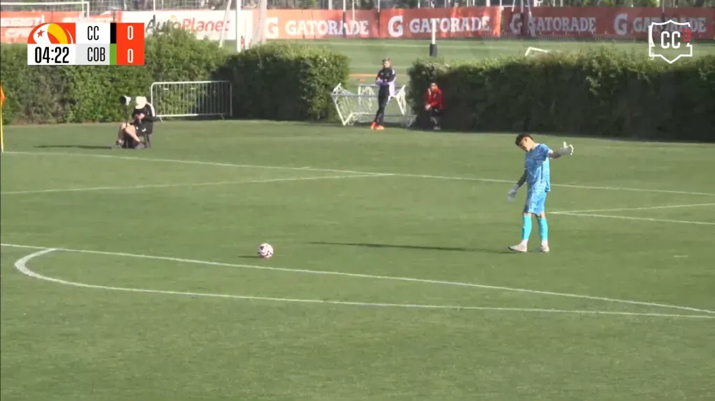 Fernando Ortiz pendiente de Colo Colo Sub 20.