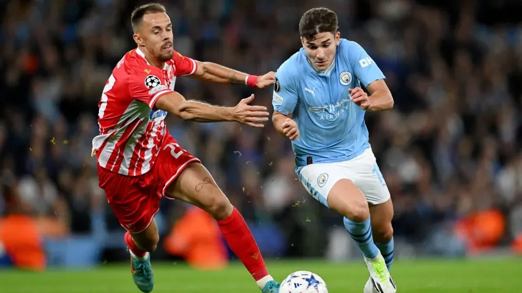 Julián Álvarez anotó un doblete en el triunfo del Manchester City ante Estrella Roja por Champions League. Foto: Getty Images.