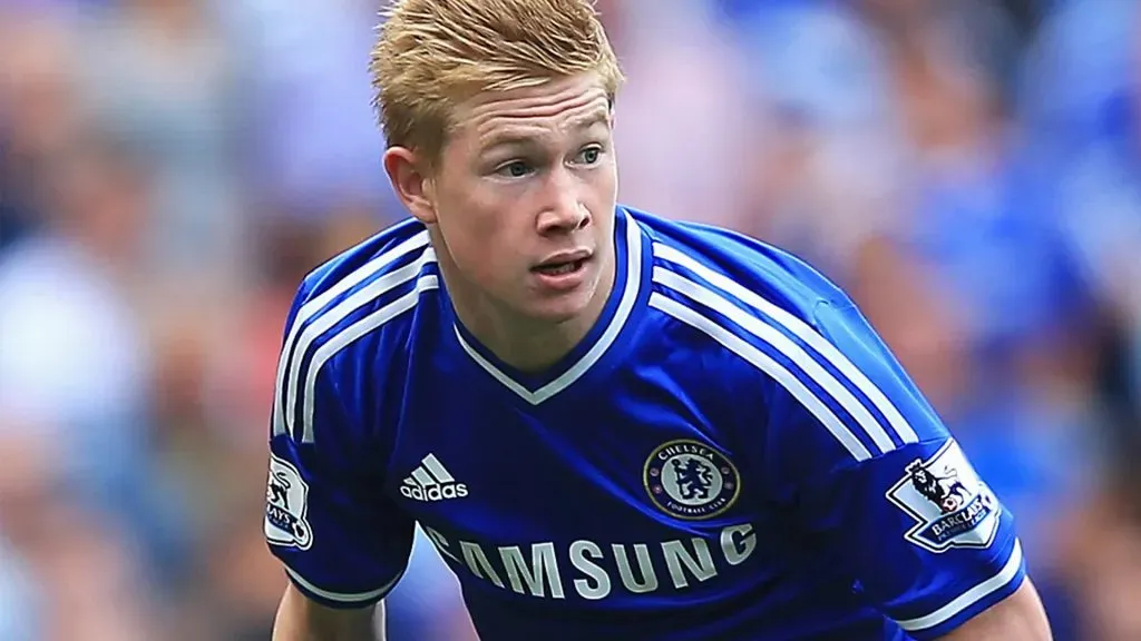Kevin De Bruyne quiso irse al no ser titular en el inicio de la temporada, reveló Mourinho.