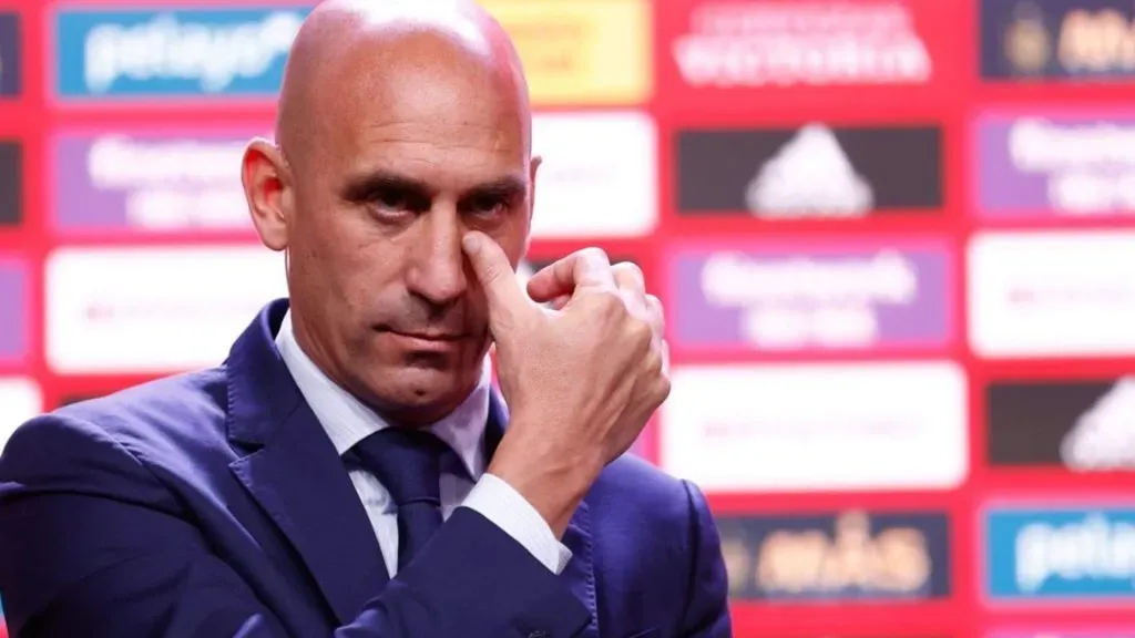 Si los abogados de Jenni Hermoso así lo creen necesario, Rubiales tendrá que ir a juicio oral.