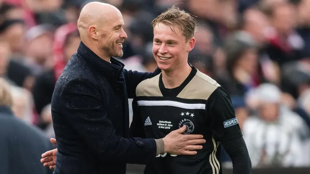 De Jong y ten Hag tienen historia detrás.