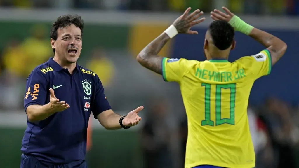 Fernando Diniz con Neymar en Brasil.