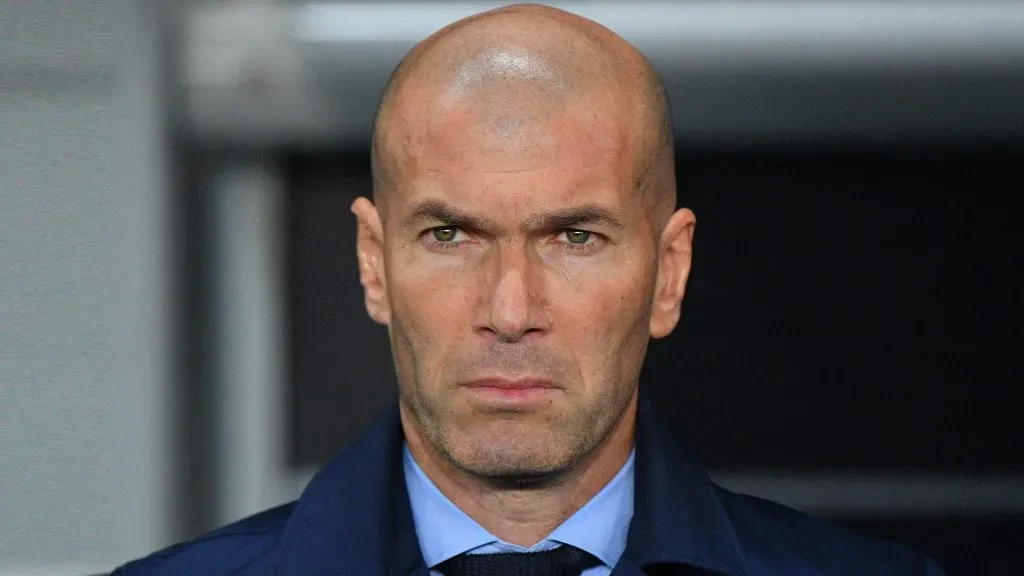 Zinedine Zidane volvería a los banquillos