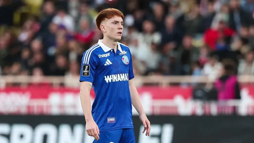 Valentín Barco, futbolista argentino que se desempeña en Racing de Estrasburgo.