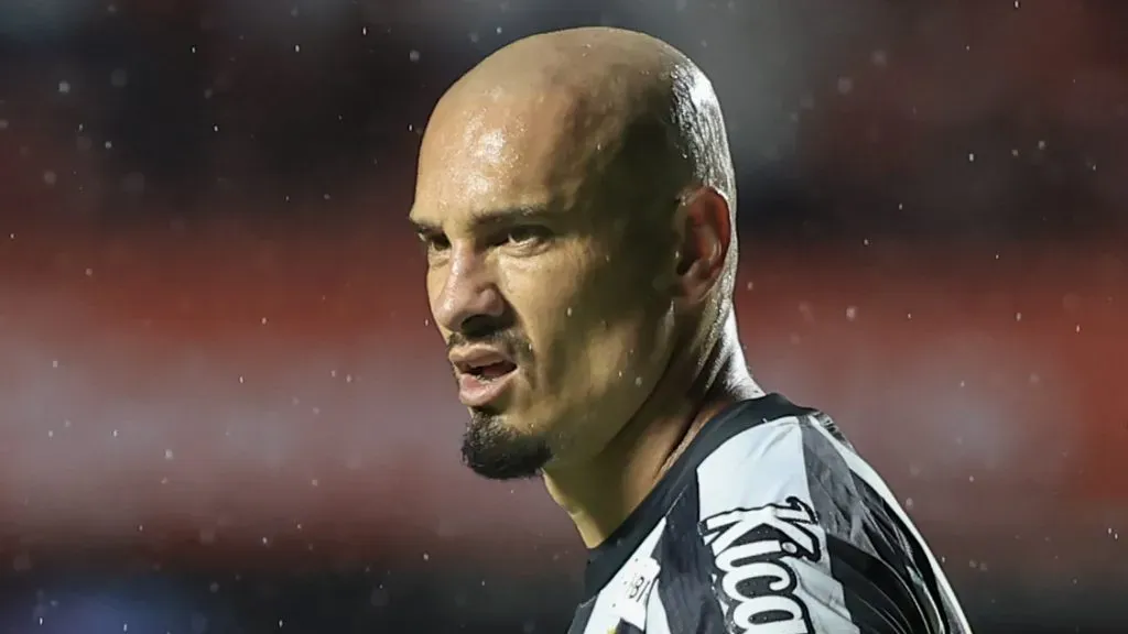 SP – Sao Paulo – 12/02/2023 – PAULISTA 2023, SAO PAULO X SANTOS – Maicon jogador do Santos durante partida contra o Sao Paulo no estadio Morumbi pelo campeonato Paulista 2023. Foto: Marcello Zambrana/AGIF