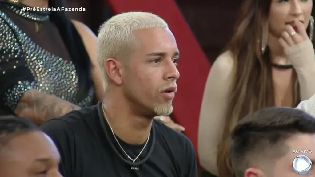 WL recebe apoio de Rachel. Reprodução: Record.