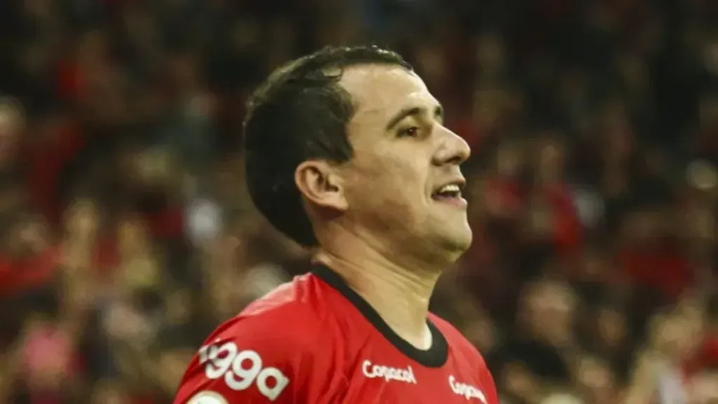 Gabriel Machado/AGIF – Pablo em partida pelo Athletico-PR