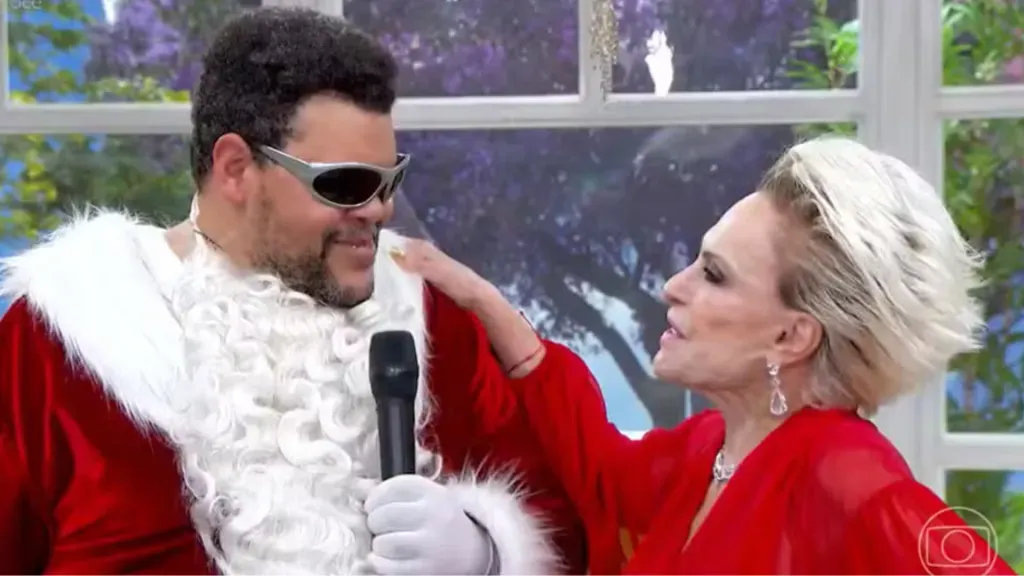 Babu Santana faz participação especial de Papai Noel no Mais Você. Reprodução: TV Globo.