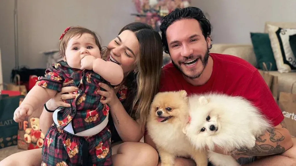 Eliezer, Viih Tube e a filha do casal, Lua – Foto: Instagram Eliezer