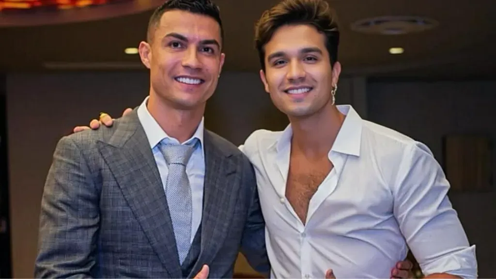 Após encontro, Luan Santana ganha relógio de Cristiano Ronaldo. Reprodução: Instagram/Luan Santana.