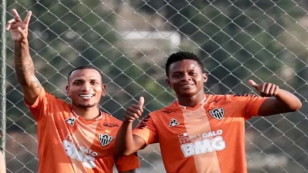 Foto: Bruno Cantini/Atlético-MG – Otero e Cazares quando atuavam pelo Atlético-MG