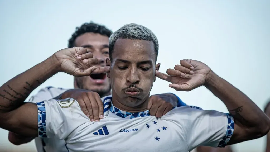 Matheus Pereira vai assinar contrato em definitivo com Cruzeiro até o fim de 2026 – Foto: Heber Gomes/AGIF