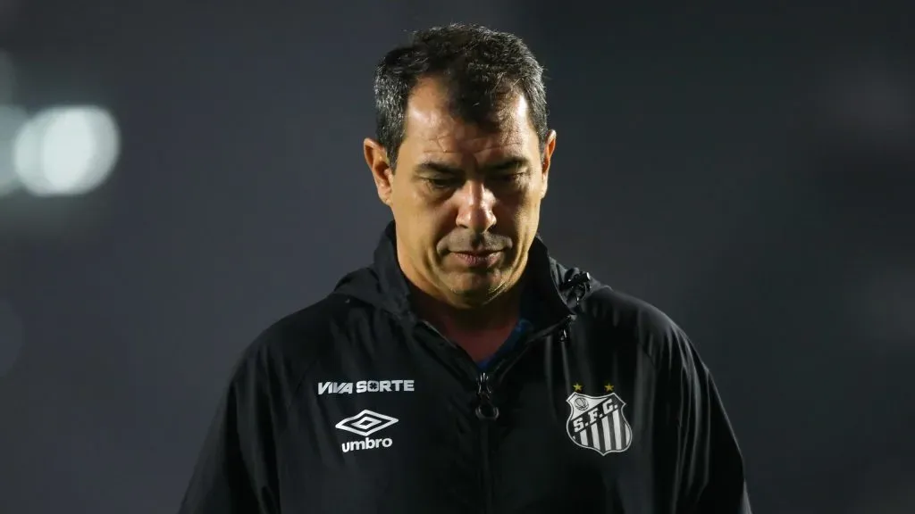 Treinador do Peixe permanece na equipe paulista