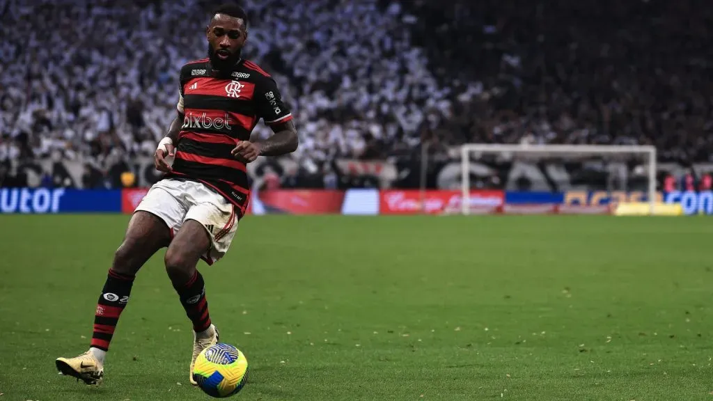 Gerson é fundamental no elenco do Flamengo – Foto: Ettore Chiereguini/AGIF