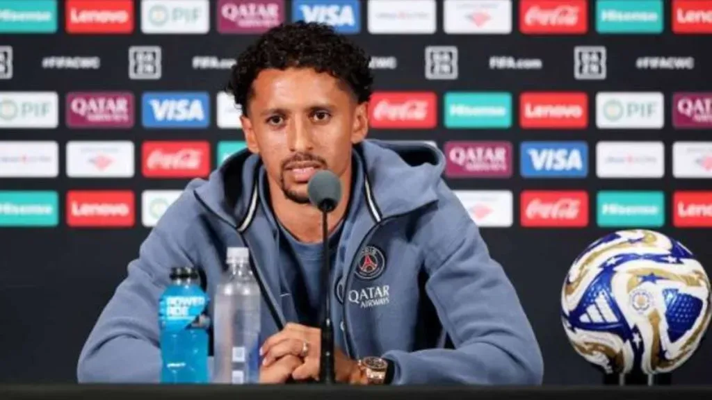 Marquinhos durante coletiva antes de Chelsea x PSG – Foto: Alex Grimm/Getty Images