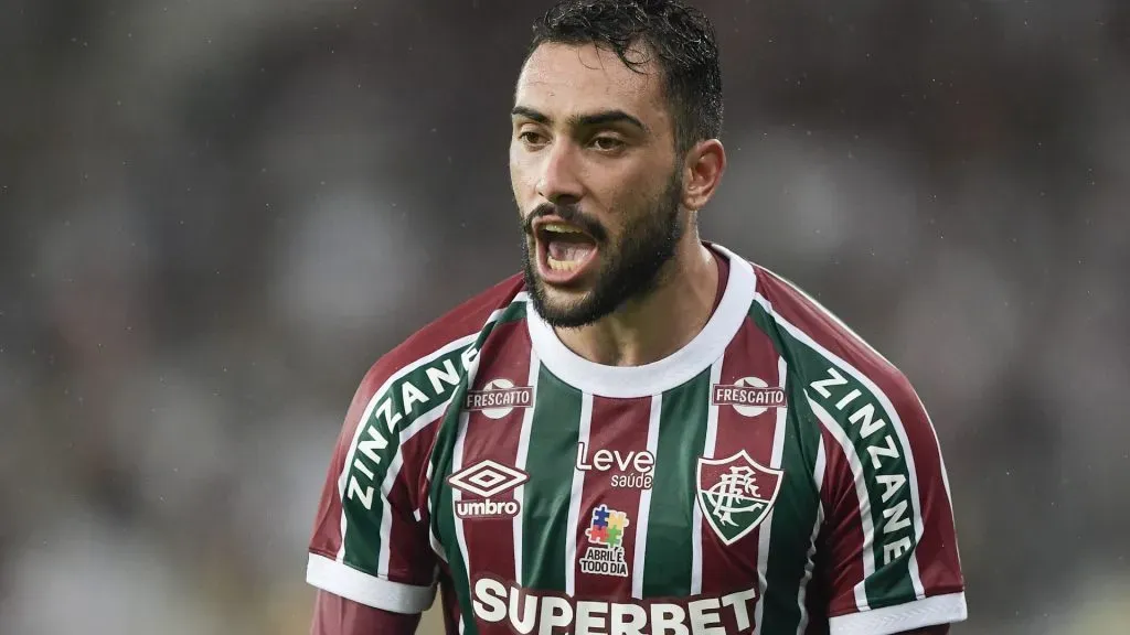 Peça importante para o Fluminense, Freytes também está pendurado – Foto: Thiago Ribeiro/AGIF