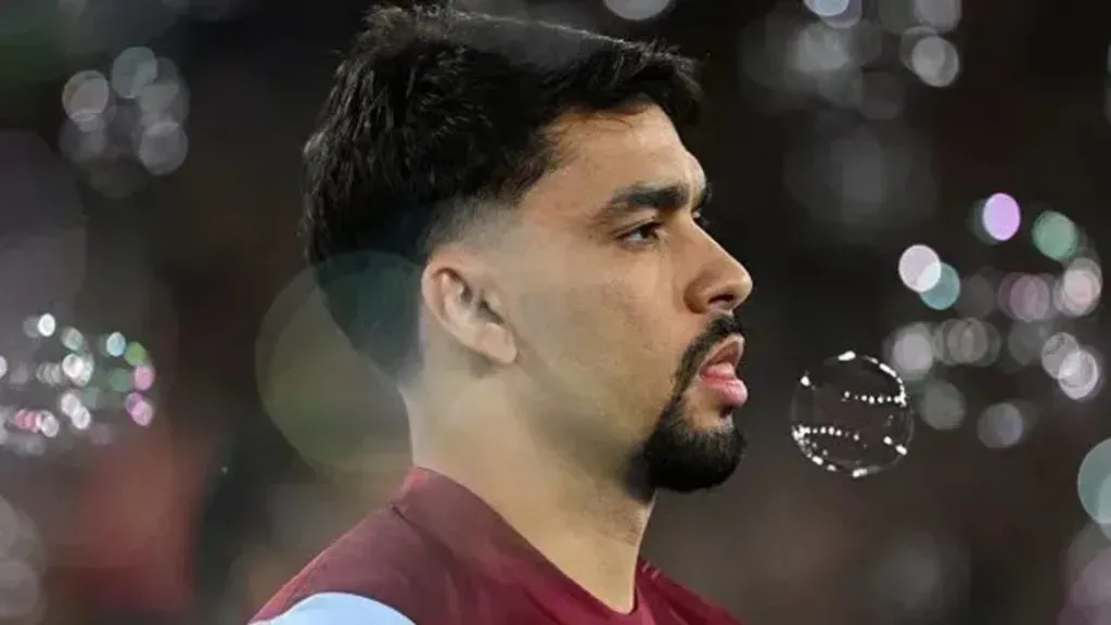 Paquetá durante duelo entre West Ham x Brentford, pela Premier League – Foto: Justin Setterfield/Getty Images