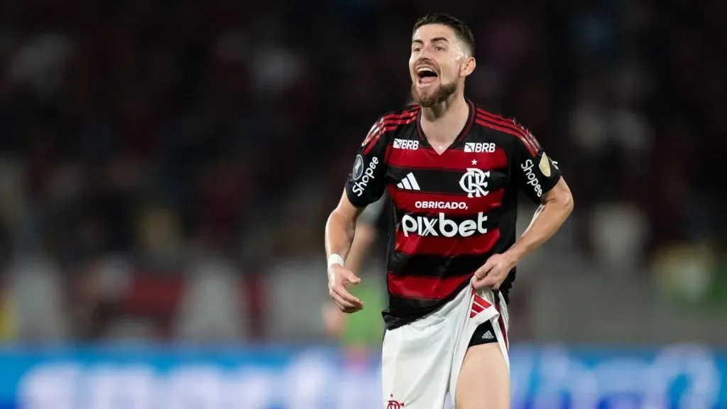 Jorginho deve ser preservado pela comissão técnica do Flamengo – Foto: Jorge Rodrigues/AGIF