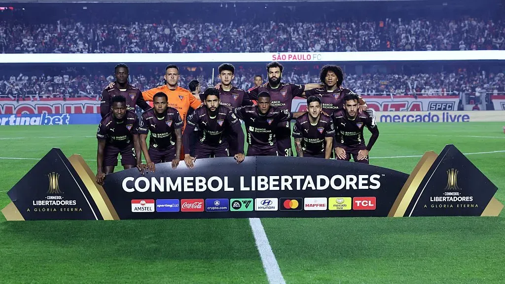 LDU na Libertadores. Foto: Alexandre Schneider/Getty Images