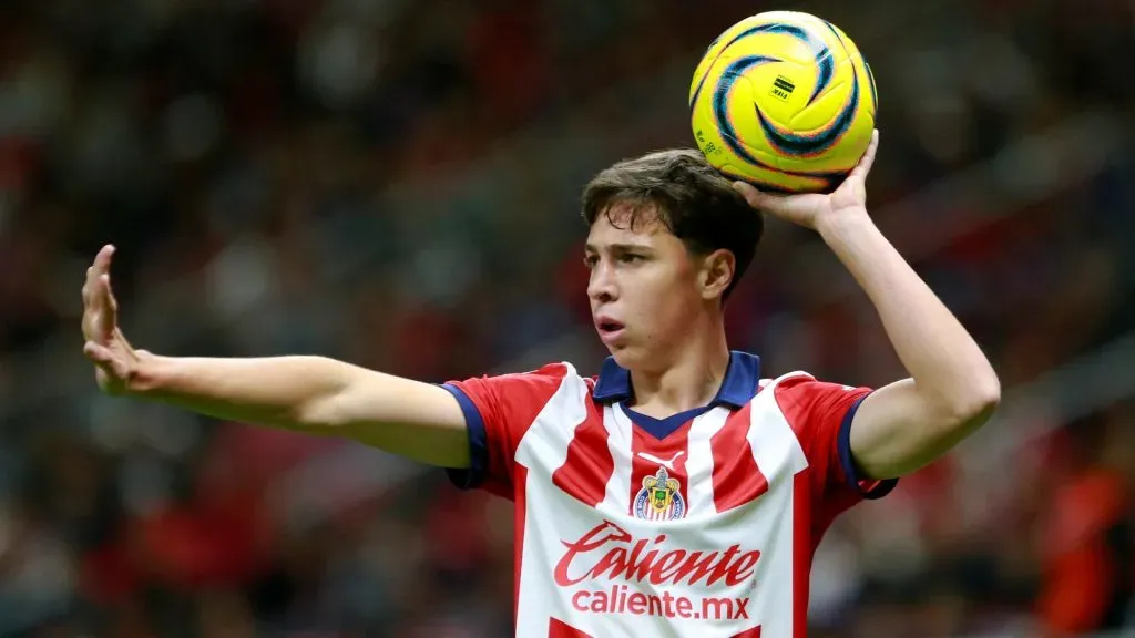 Mateo Chávez debutó con Chivas.
