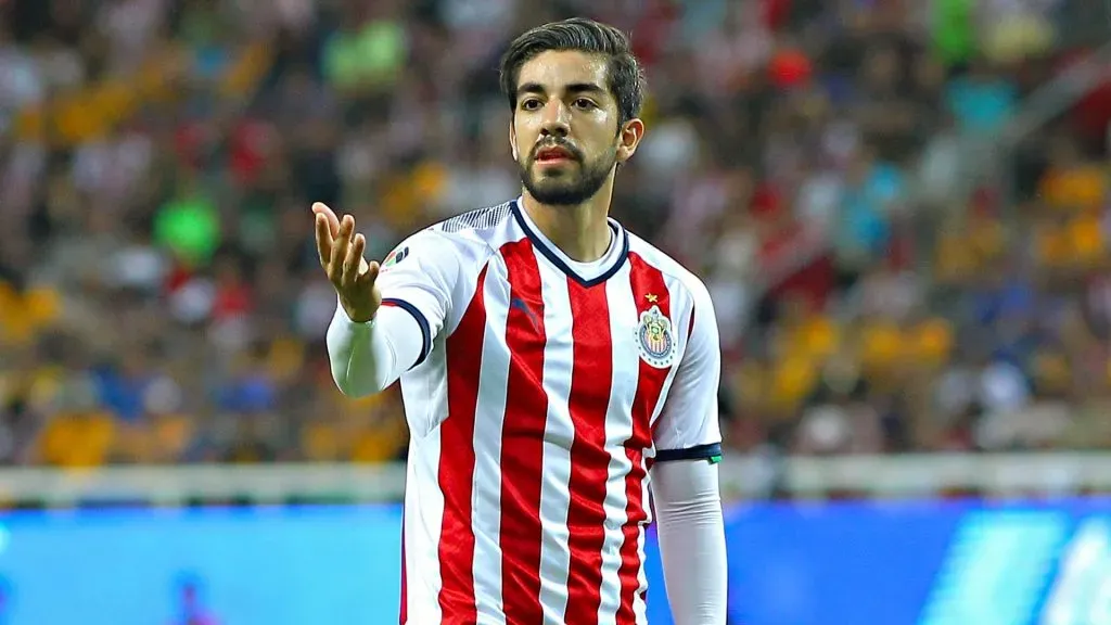 Rodolfo Pizarro y un guiño a Chivas.