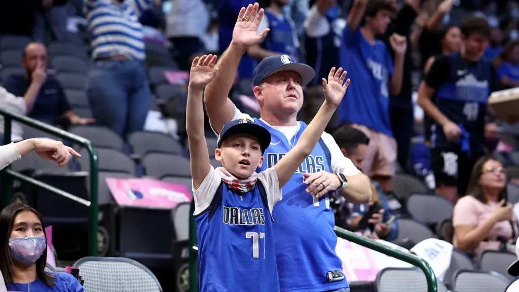 Fans cheer as the Dallas Mavericks take on the Utah Jazz in a preseason NBA game at American Airlines Center on October 06, 2021. (Source: Tom Pennington/Getty Images)