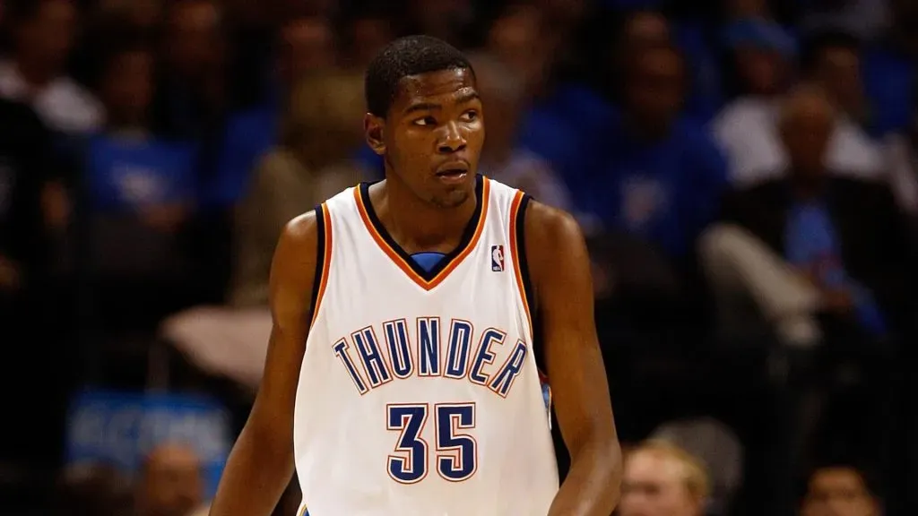 OKLAHOMA CITY – OCTOBER 29:  Kevin Durant #35 of the Oklahoma City Thunder walks up court during the game against the Milwaukee Bucks at the Ford Center on October 29, 2008 in Oklahoma City, Oklahoma. The Bucks won 98-87.  (Photo by Chris Graythen/Getty Images)