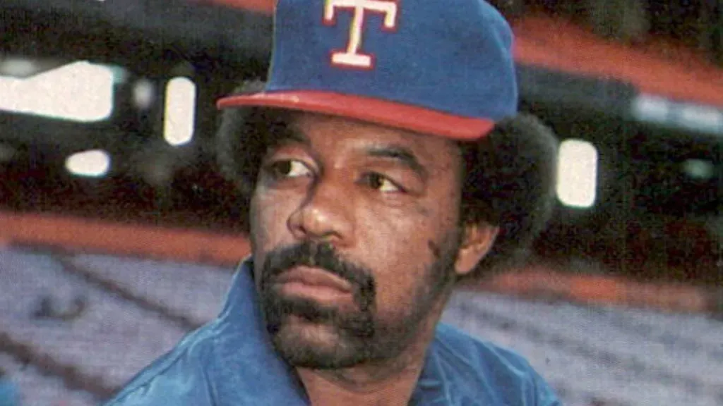 Texas Rangers – (Cliff Johnson) (Topps)