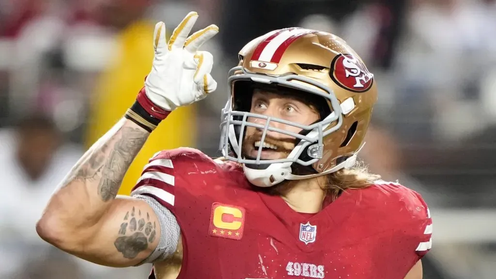 George Kittle in the game against the Cowboys (Getty Images)